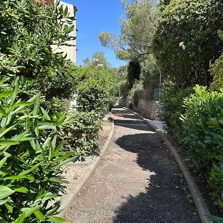 Apartman Mezzanine 4 Pers, Proche Plage, St Raphael - Fr-1-226a-163 *
